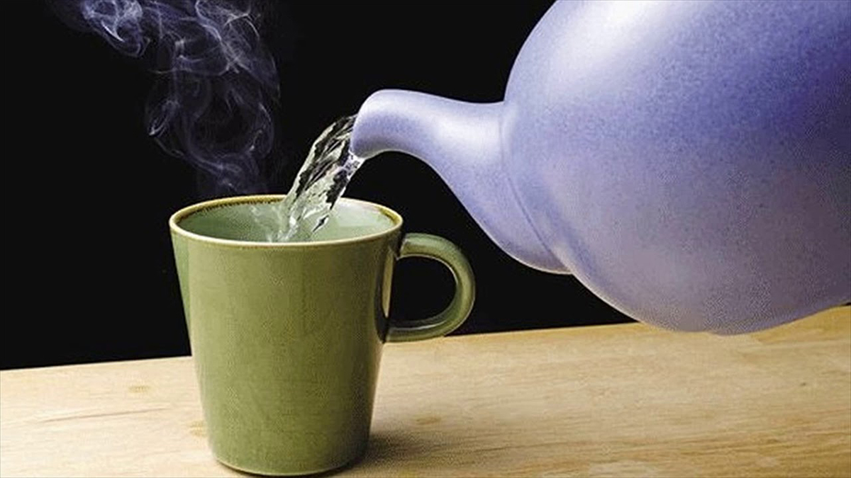 What Happens To Your Body When You Drink Warm Water Every Morning