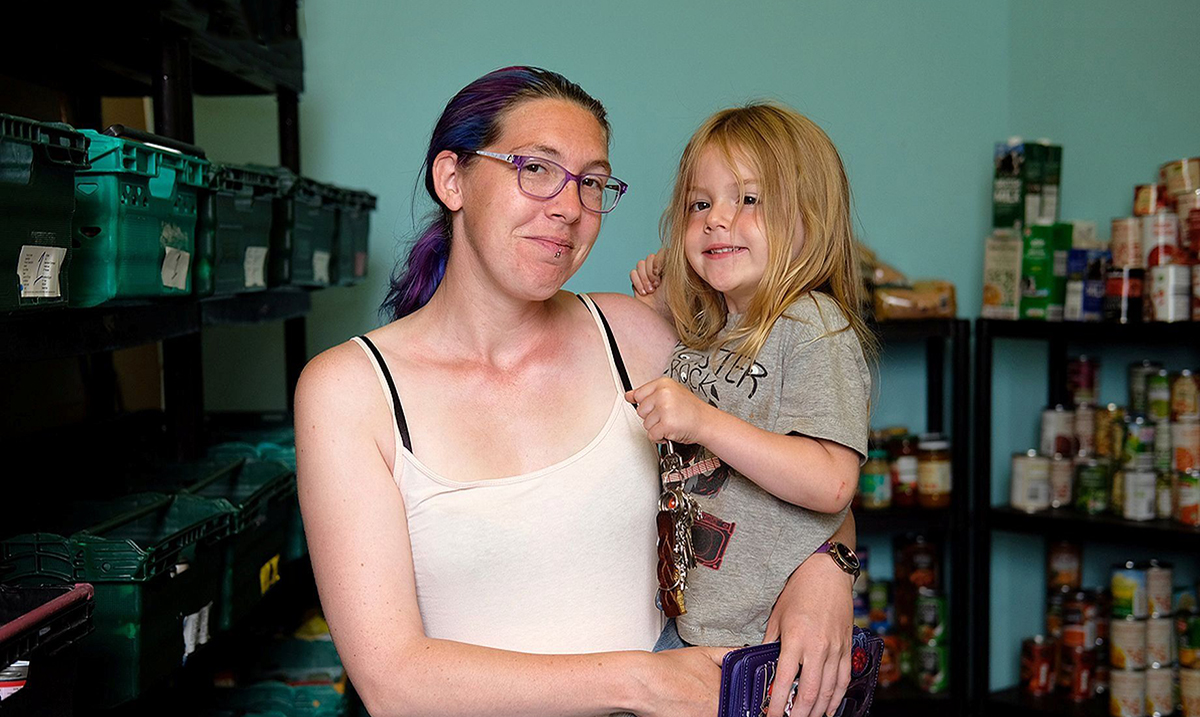 Single Mom Goes 6 Days At A Time Without Food So Her Children Can Eat