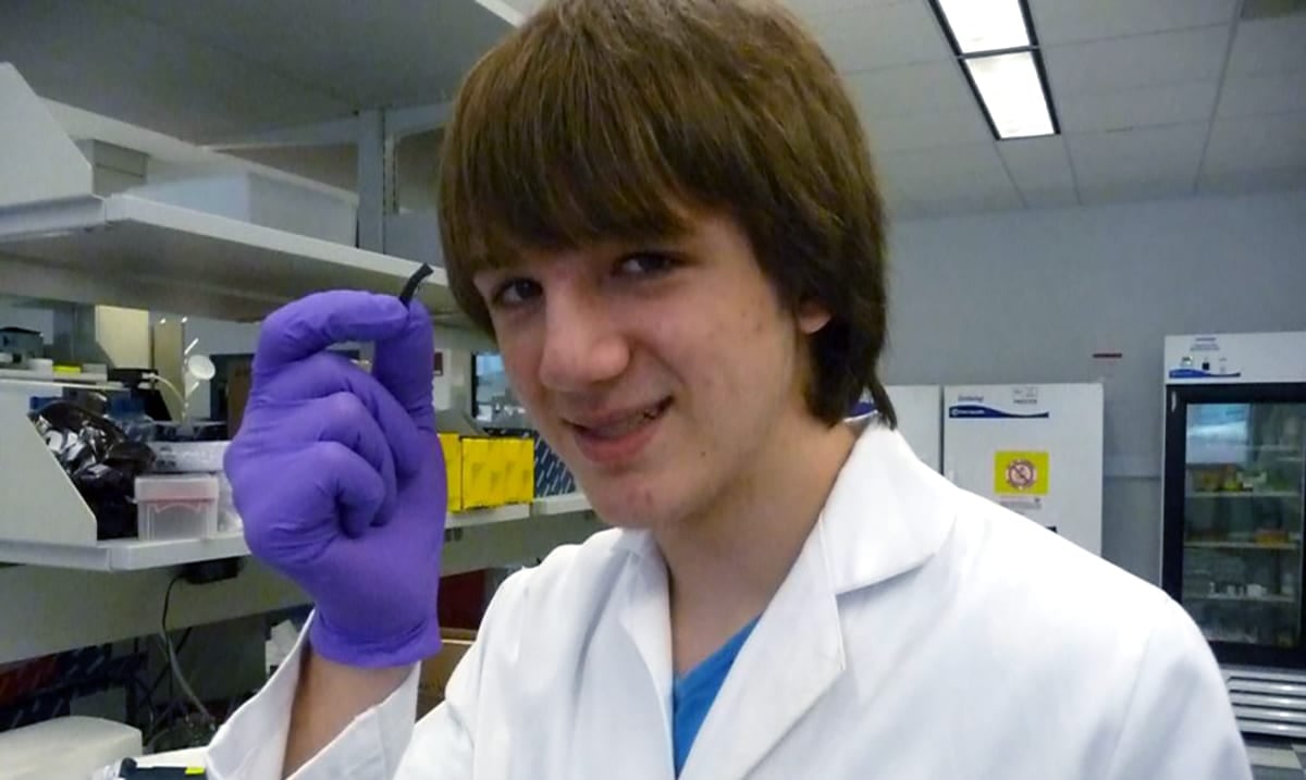 15-Year-Old Creates Cancer Test That Is 26,000 Times Less Expensive With 100% Accuracy