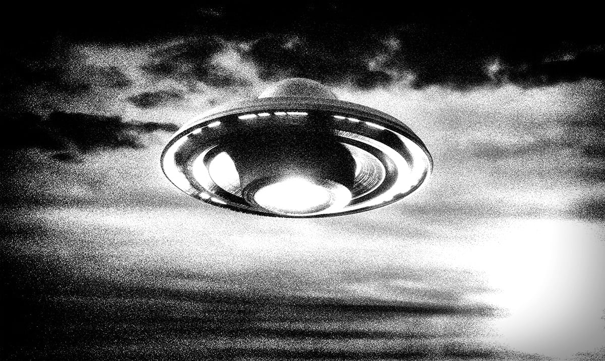 US Navy Allegedly Confirms UFO Footage Is Real And Never Meant For The Public