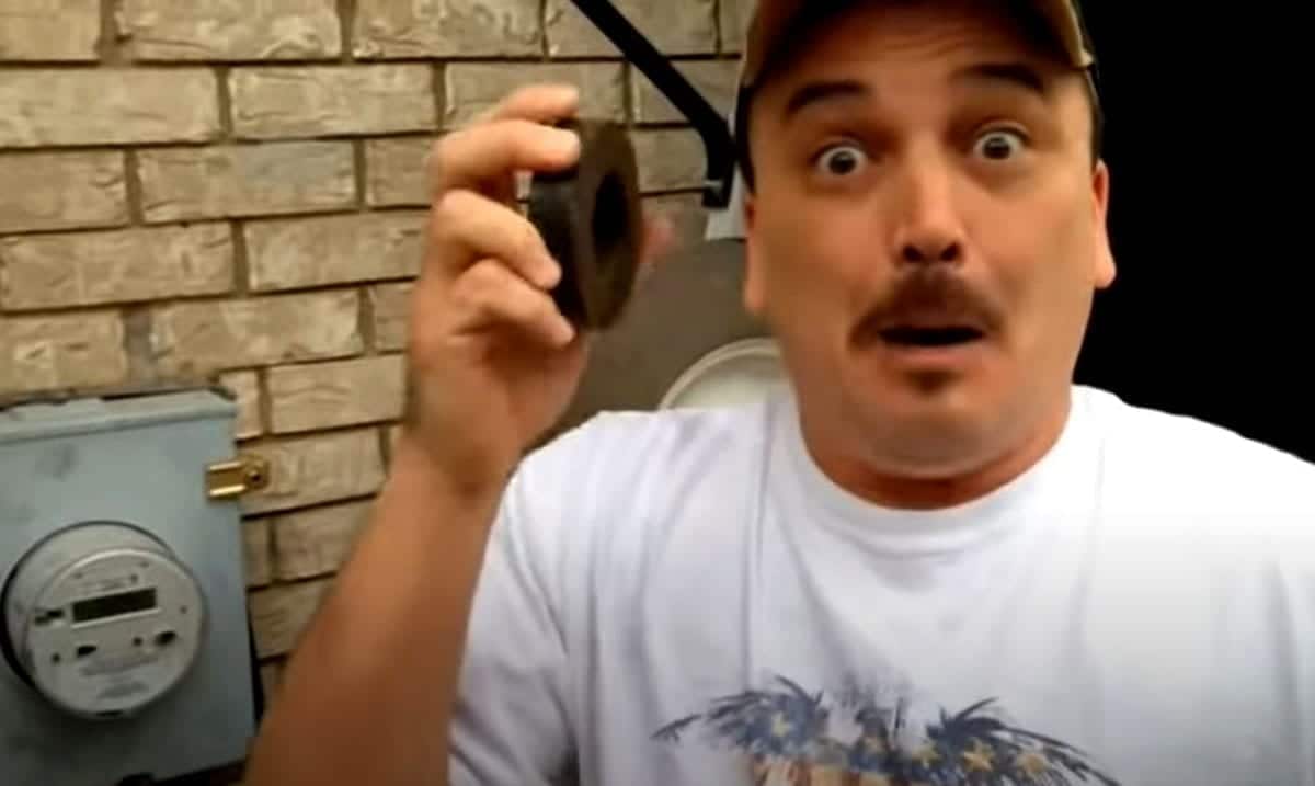 ‘Redneck’s’ Battle With Electric Company Will Leave You Laughing For Days