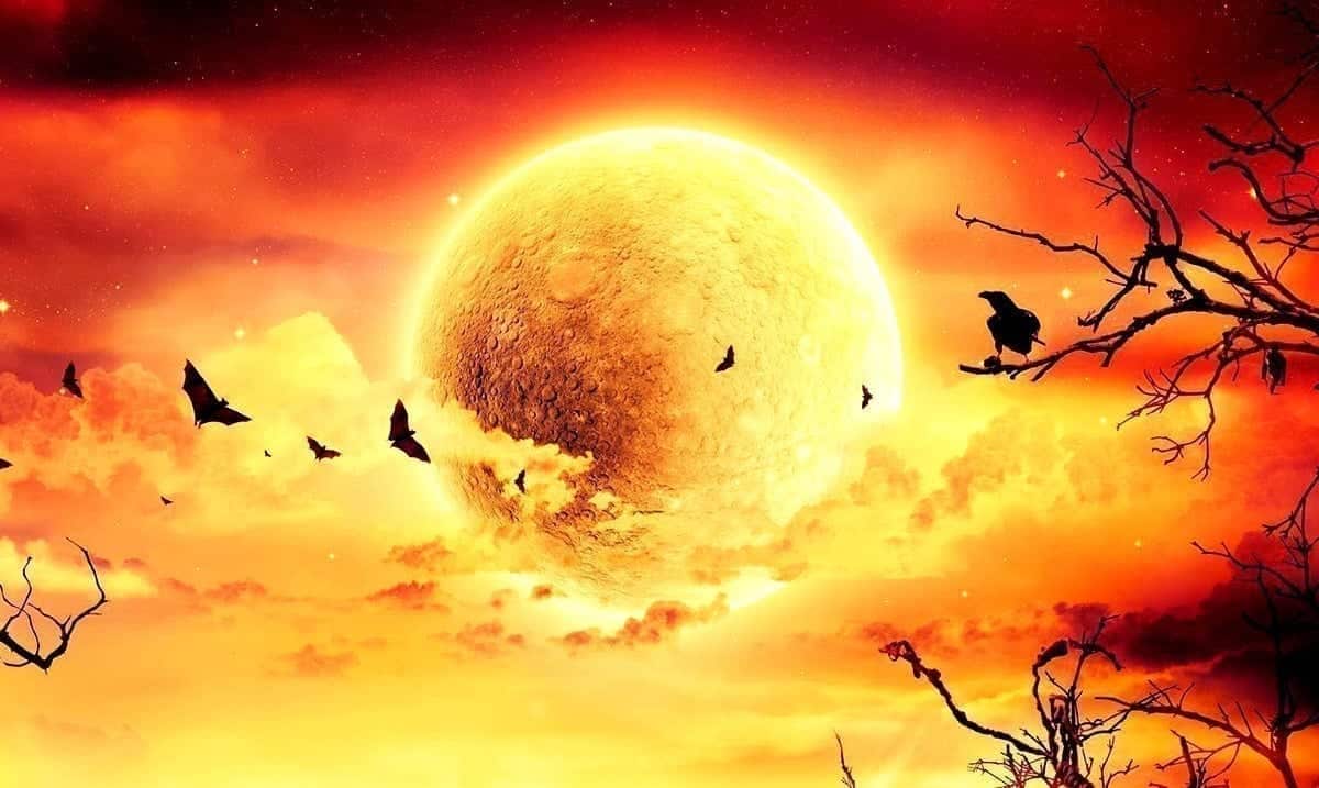 October’s First Full Moon Is Bringing Negative Energy – Things Are About To Get Hectic