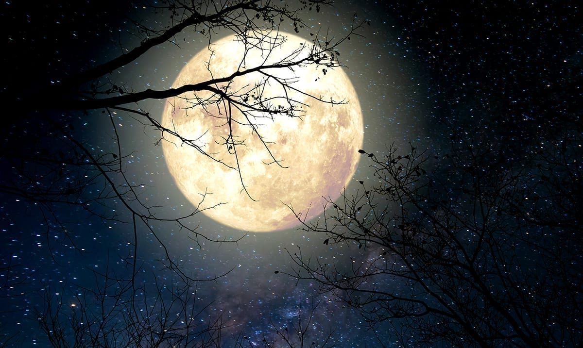 The October Aries Full Moon Will Affect Your Relationship – For Good