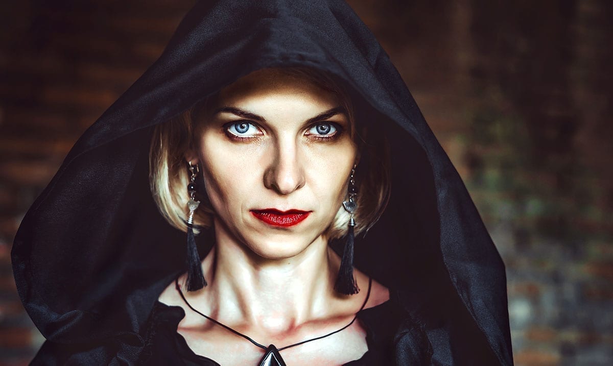 8 Tell-Tale Signs You’re A Born Witch