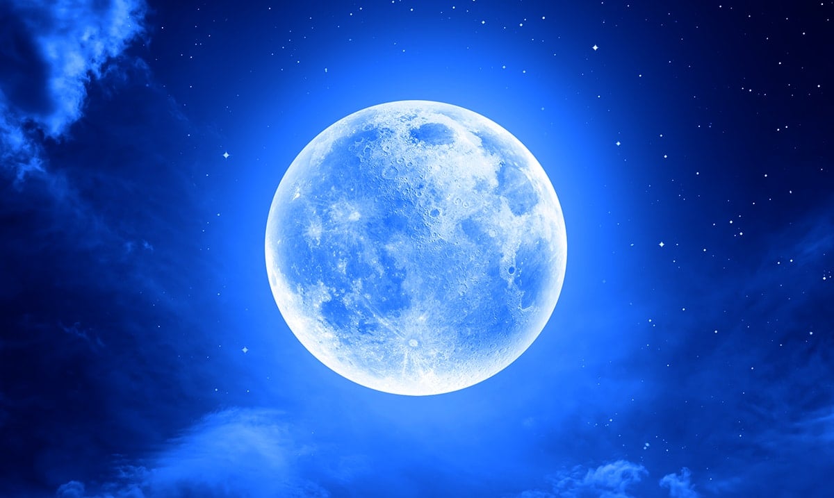 Harsh Emotions Rising During The Full Wolf Moon, Here’s What To Expect For Your Sign