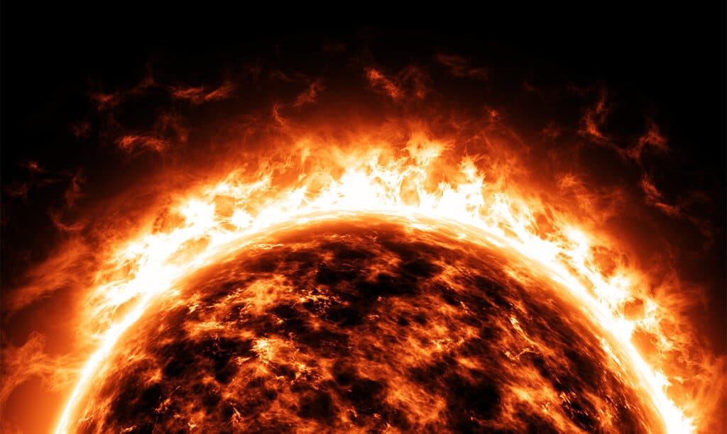 Massive ‘Cannibal’ Solar Eruption Heading Towards Earth May Light Up ...