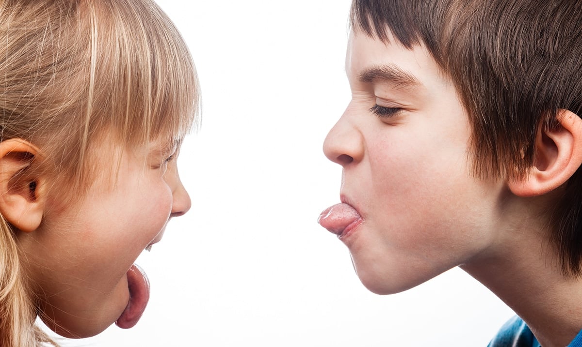 Study Suggests Younger Siblings Are Funnier Than Their Older Counterparts