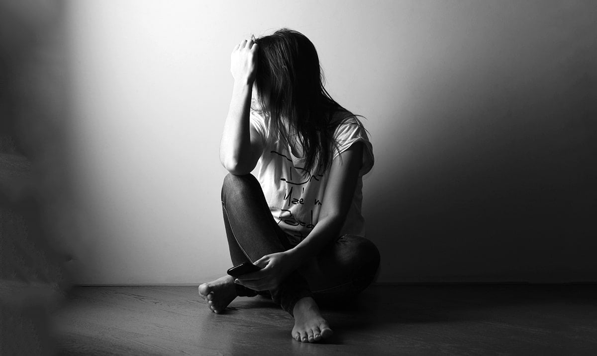 12 Anxious Behaviors That Are Really Trauma Responses