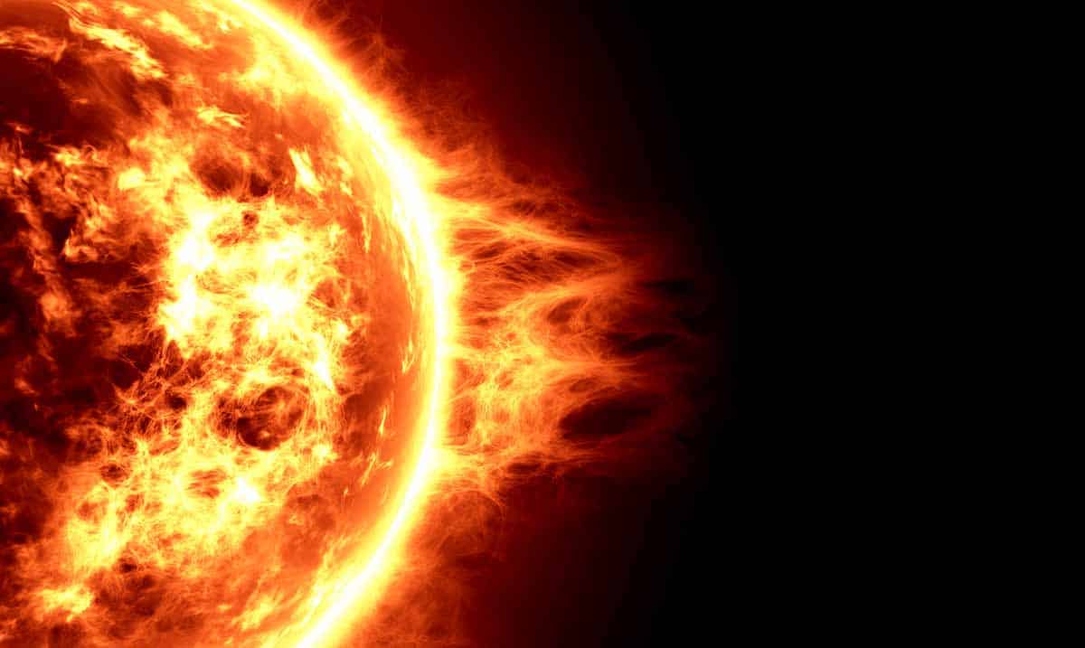 Massive Sunspot Likely to Launch a Powerful Solar Flare Towards Earth At Any Time