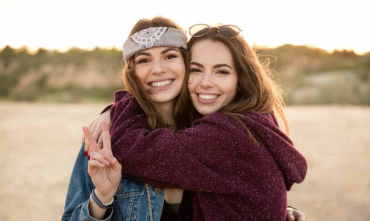 10 Signs Of True Friendship