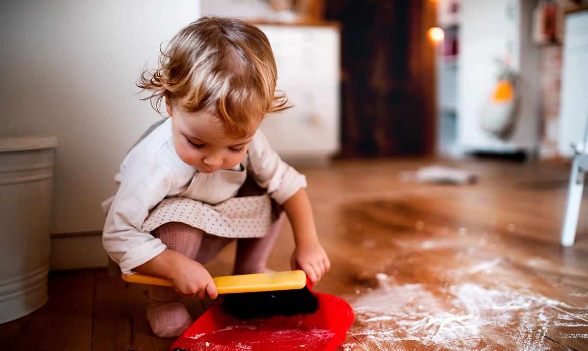 How To Turn A Stubborn Toddler Into Mommy’s Little Helper Using These Magic Words