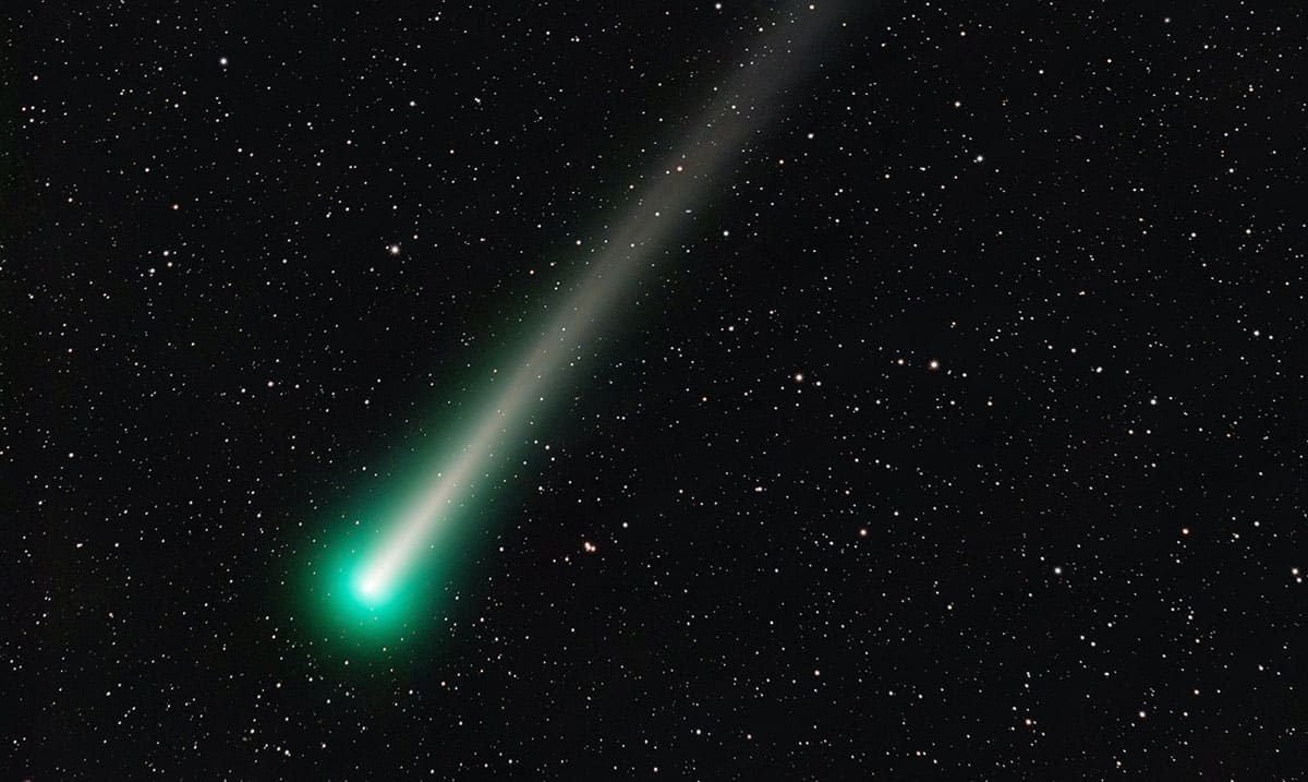 Rare, Green Comet Passes Earth for the First Time in 50,000 Years