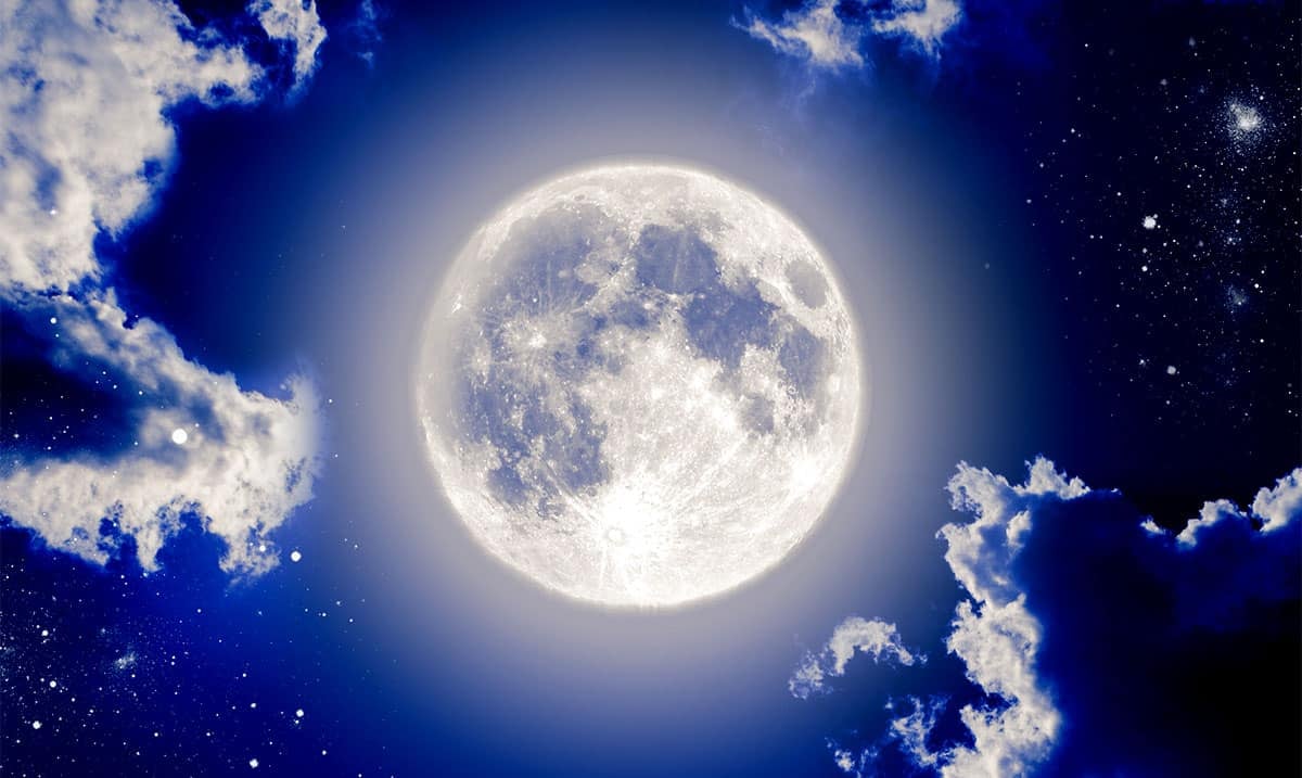 The 3 Zodiac Signs That Will Be Most Affected by July’s Full Buck Moon