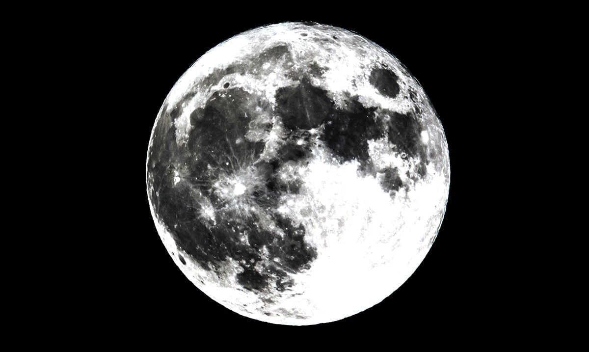 The First Full Moon of 2025 Is Going To Send All The Signs Into Emotional Overdrive