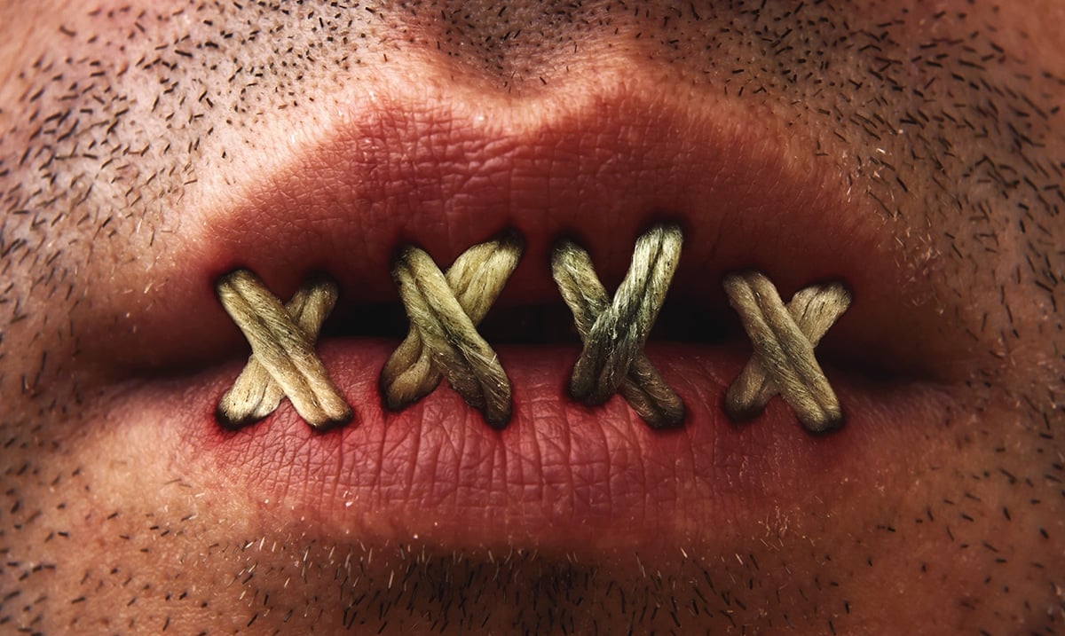 3 Red Flags You’re Dating A Chronic Liar